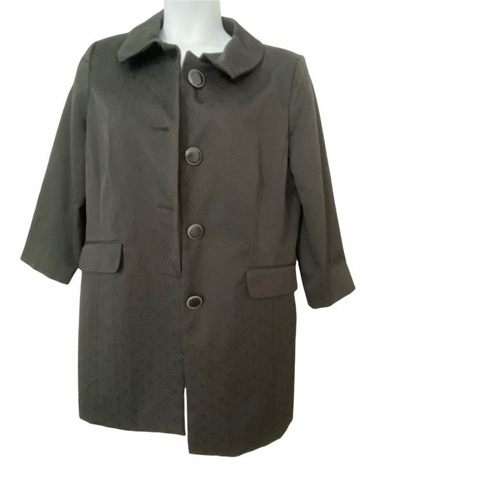 Apostrophe Women’s elegant Black Overcoat 3/4 Sleeve size Large embossed